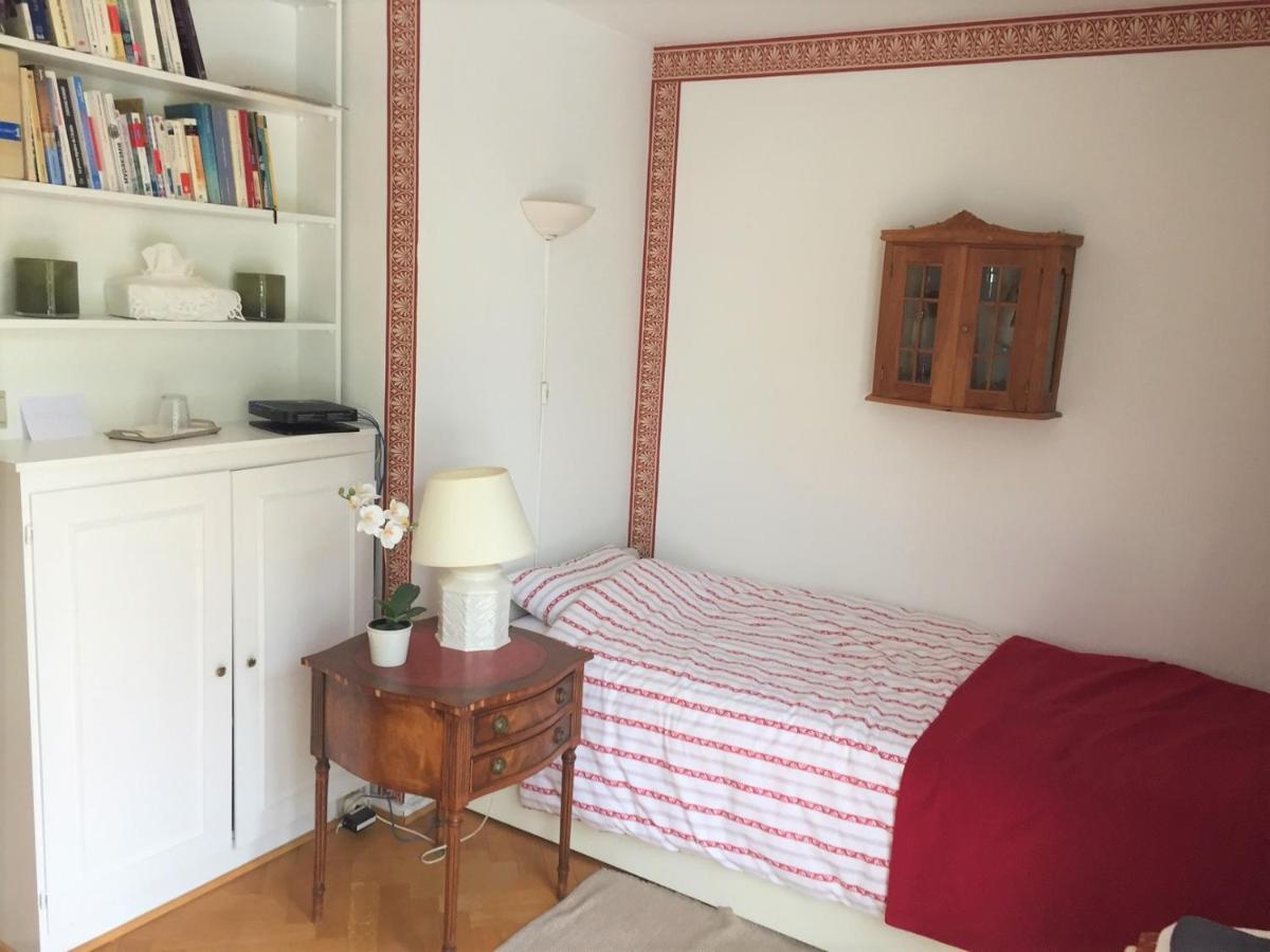 B&B Capitaine Piret Woluwe-Saint-Lambert Exteriör bild
