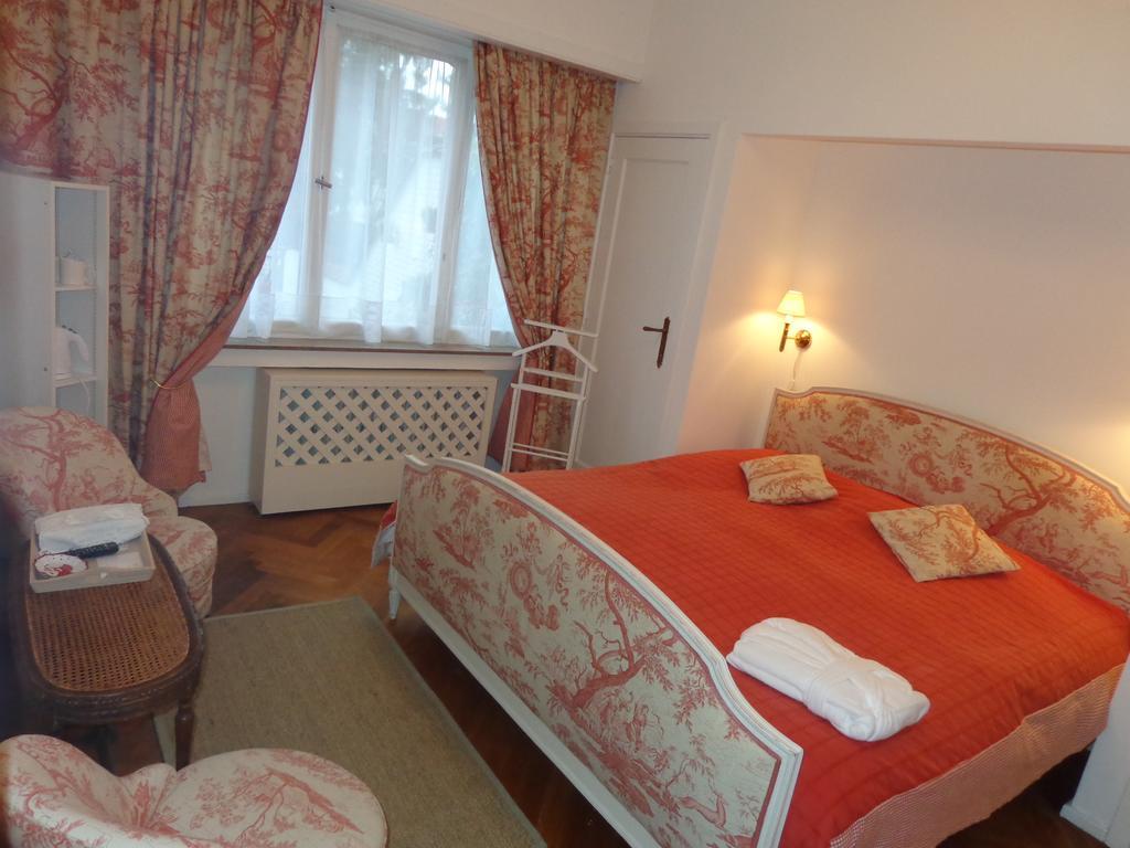 B&B Capitaine Piret Woluwe-Saint-Lambert Exteriör bild